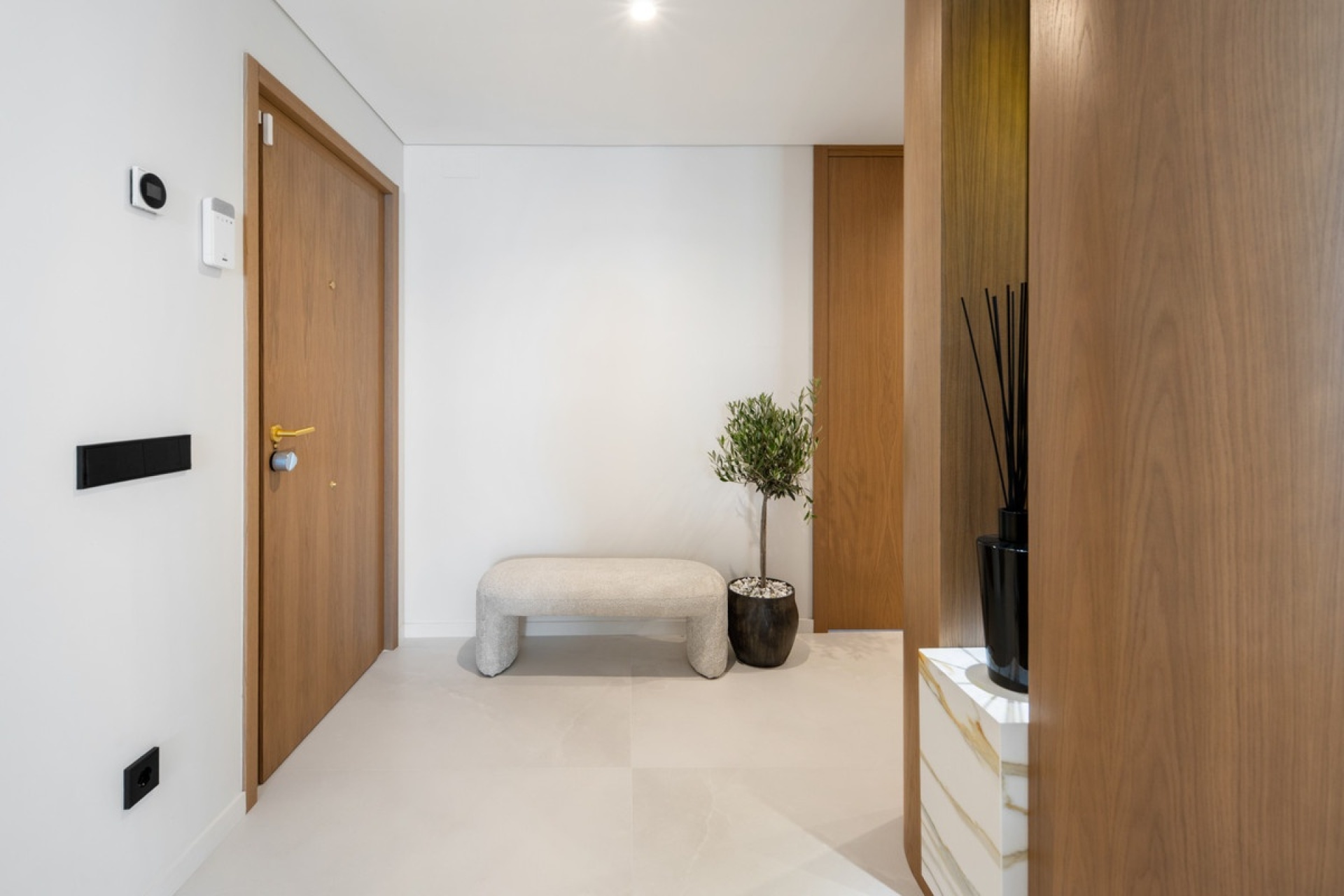 Resale - apartment - Marbella - Los Monteros
