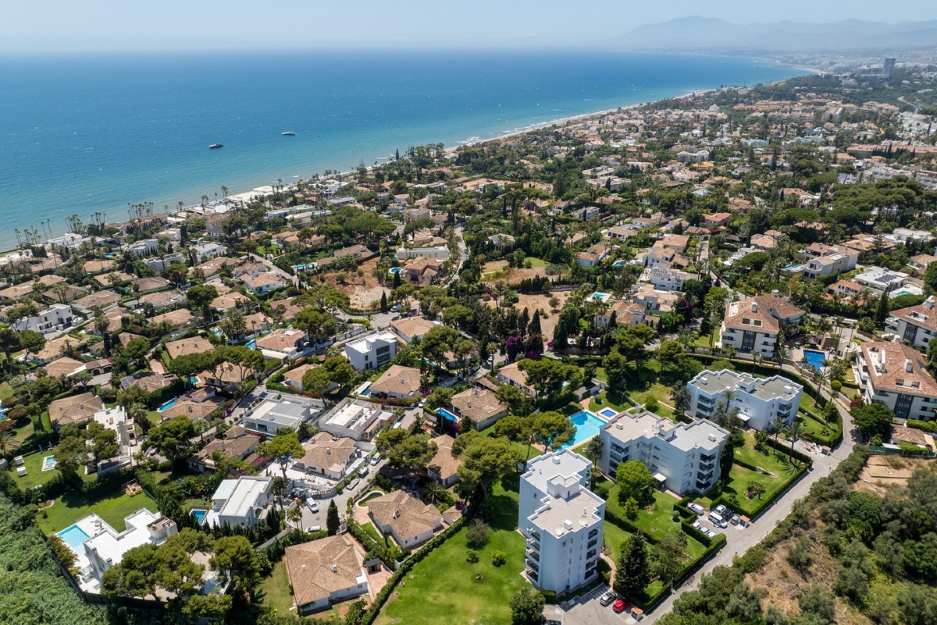 Resale - apartment - Marbella - Los Monteros