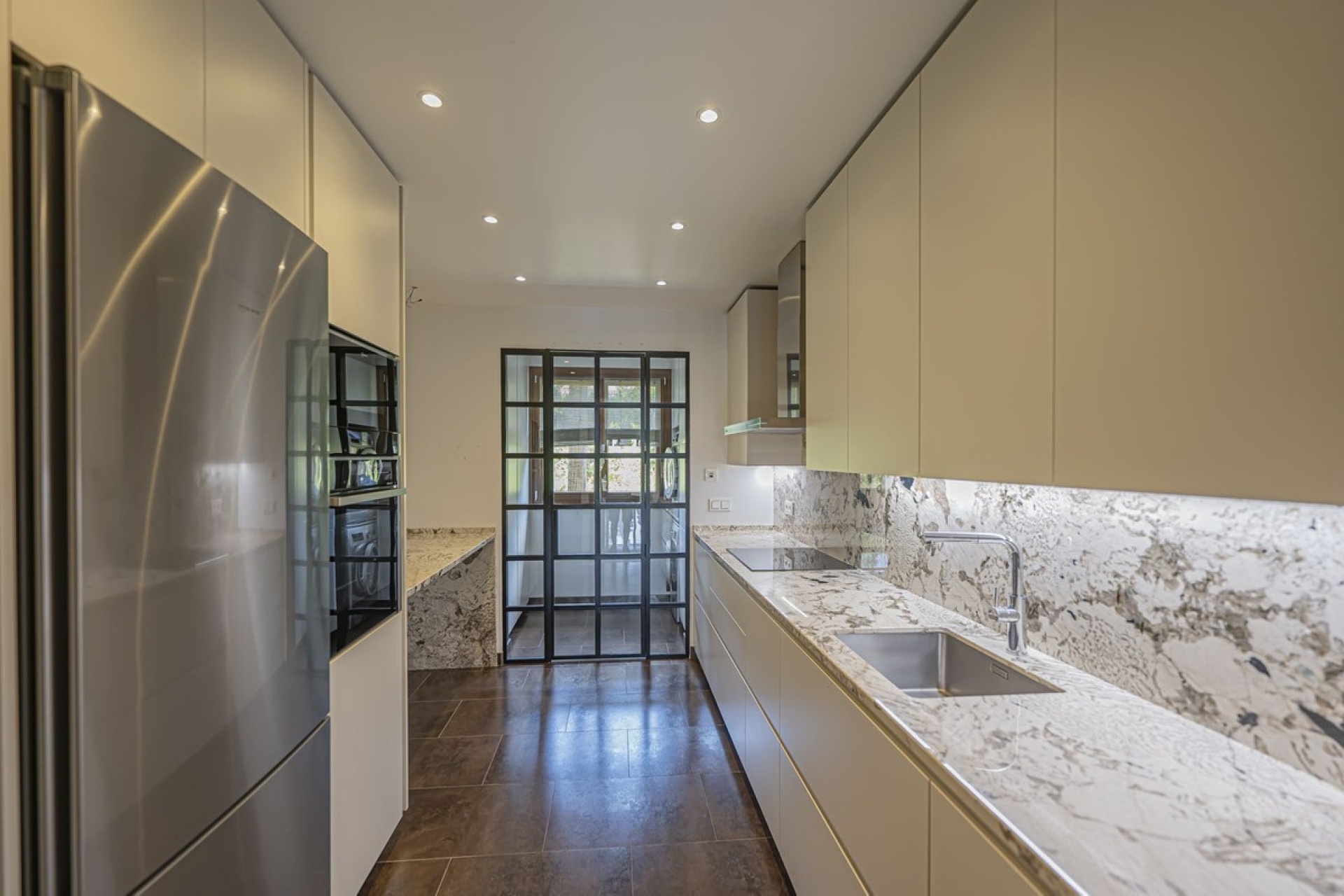 Resale - apartment - Marbella - Los Monteros