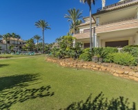 Resale - apartment - Marbella - Los Monteros