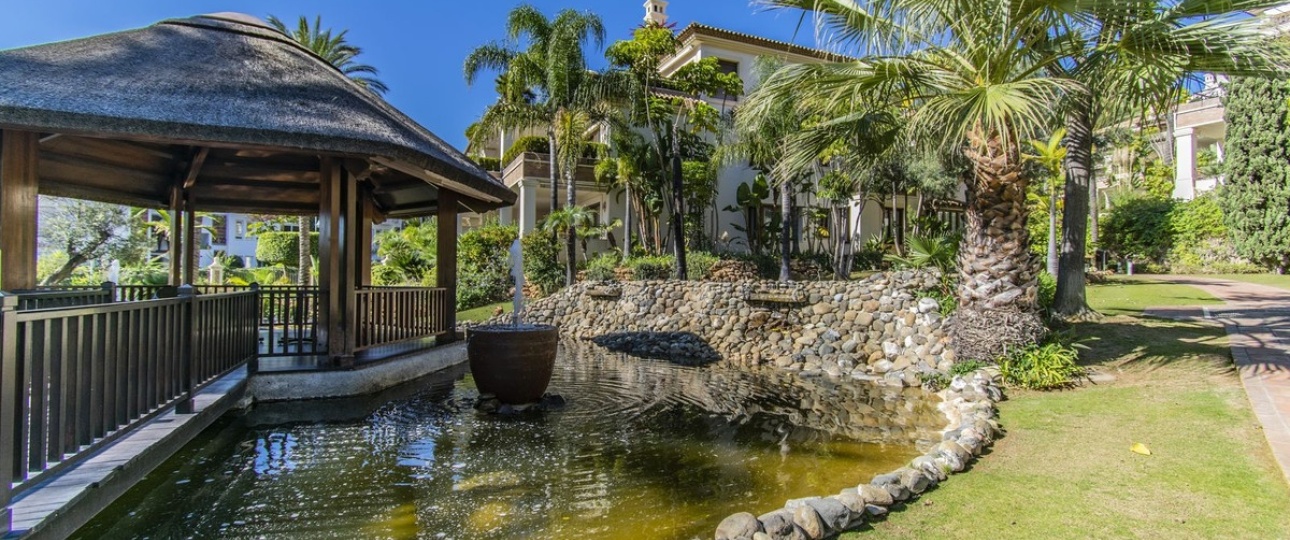 Resale - apartment - Marbella - Los Monteros