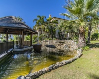 Resale - apartment - Marbella - Los Monteros
