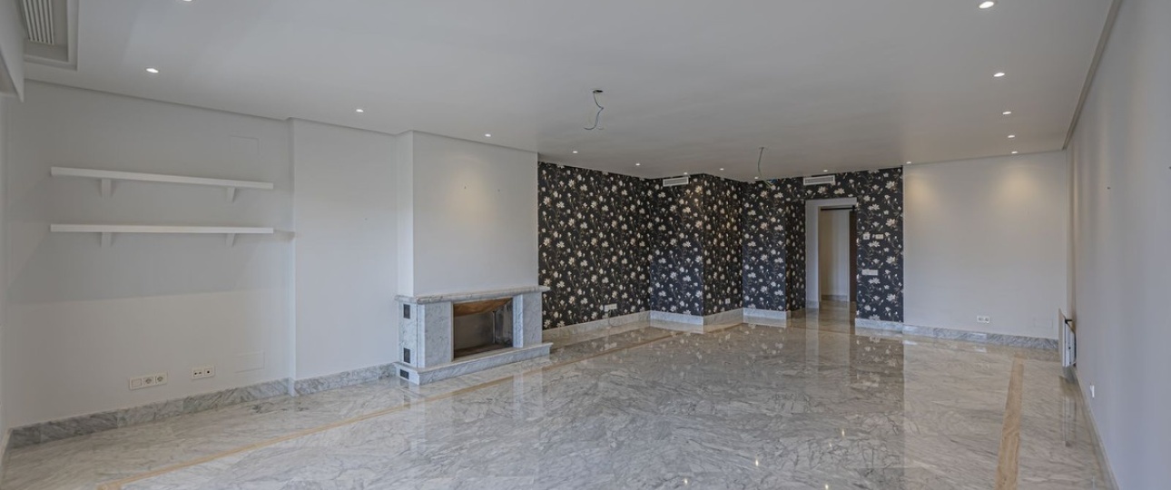 Resale - apartment - Marbella - Los Monteros