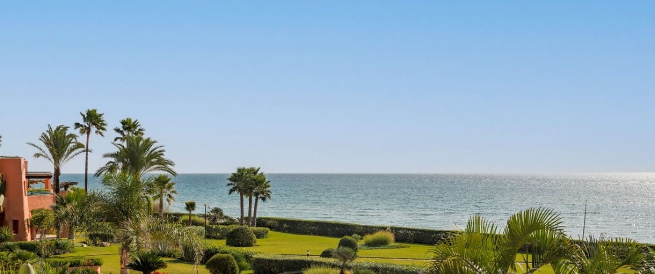 Resale - apartment - Marbella - Los Monteros
