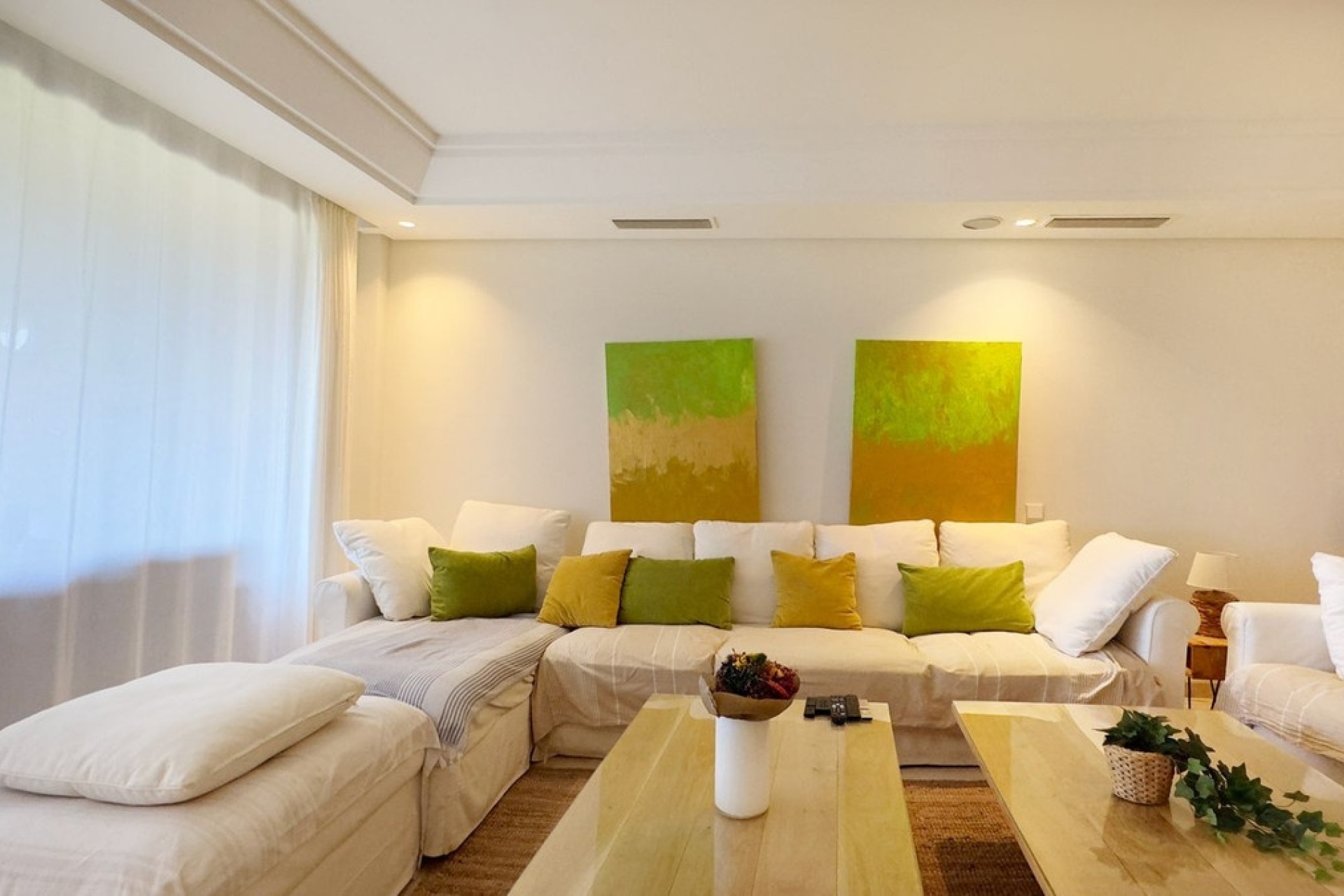 Resale - apartment - Marbella - Los Monteros