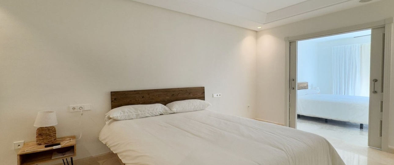 Resale - apartment - Marbella - Los Monteros