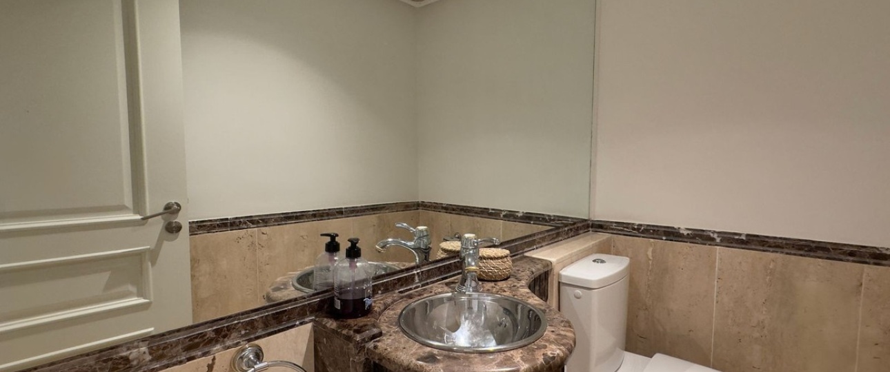 Resale - apartment - Marbella - Los Monteros