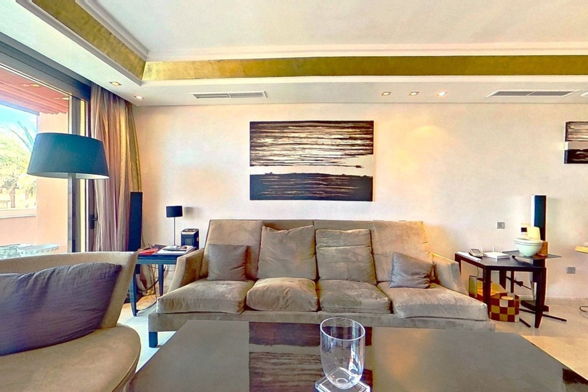 Resale - apartment - Marbella - Los Monteros