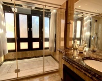 Resale - apartment - Marbella - Los Monteros