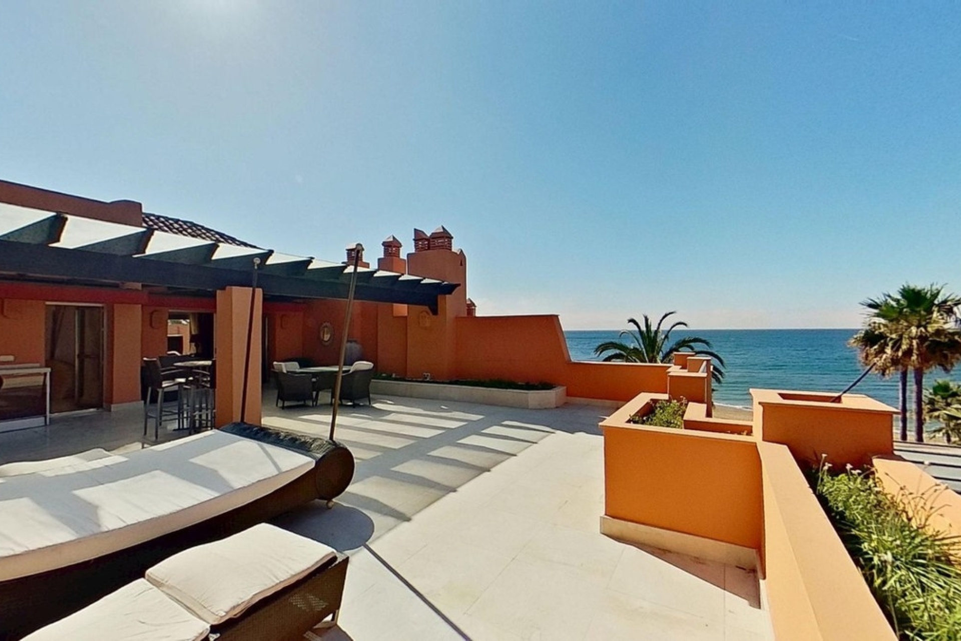 Resale - apartment - Marbella - Los Monteros