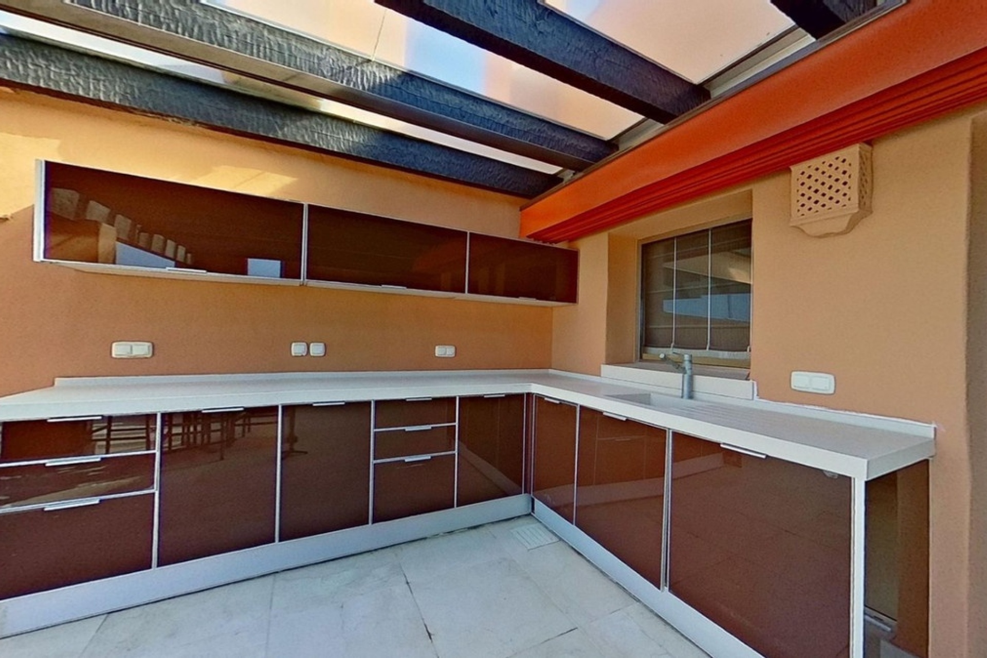 Resale - apartment - Marbella - Los Monteros
