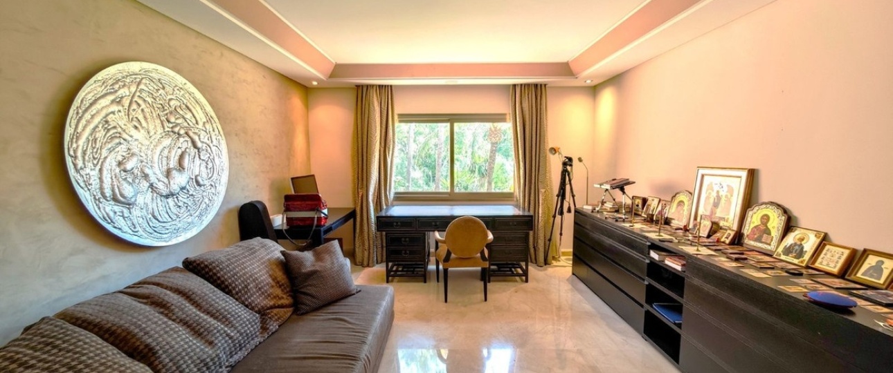 Resale - apartment - Marbella - Los Monteros
