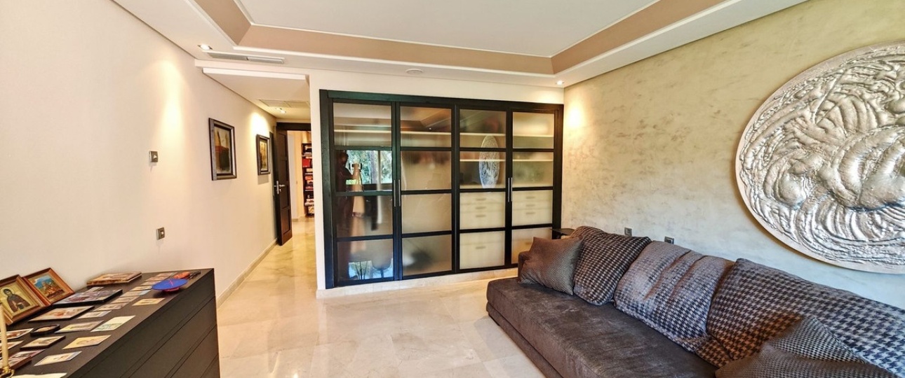 Resale - apartment - Marbella - Los Monteros