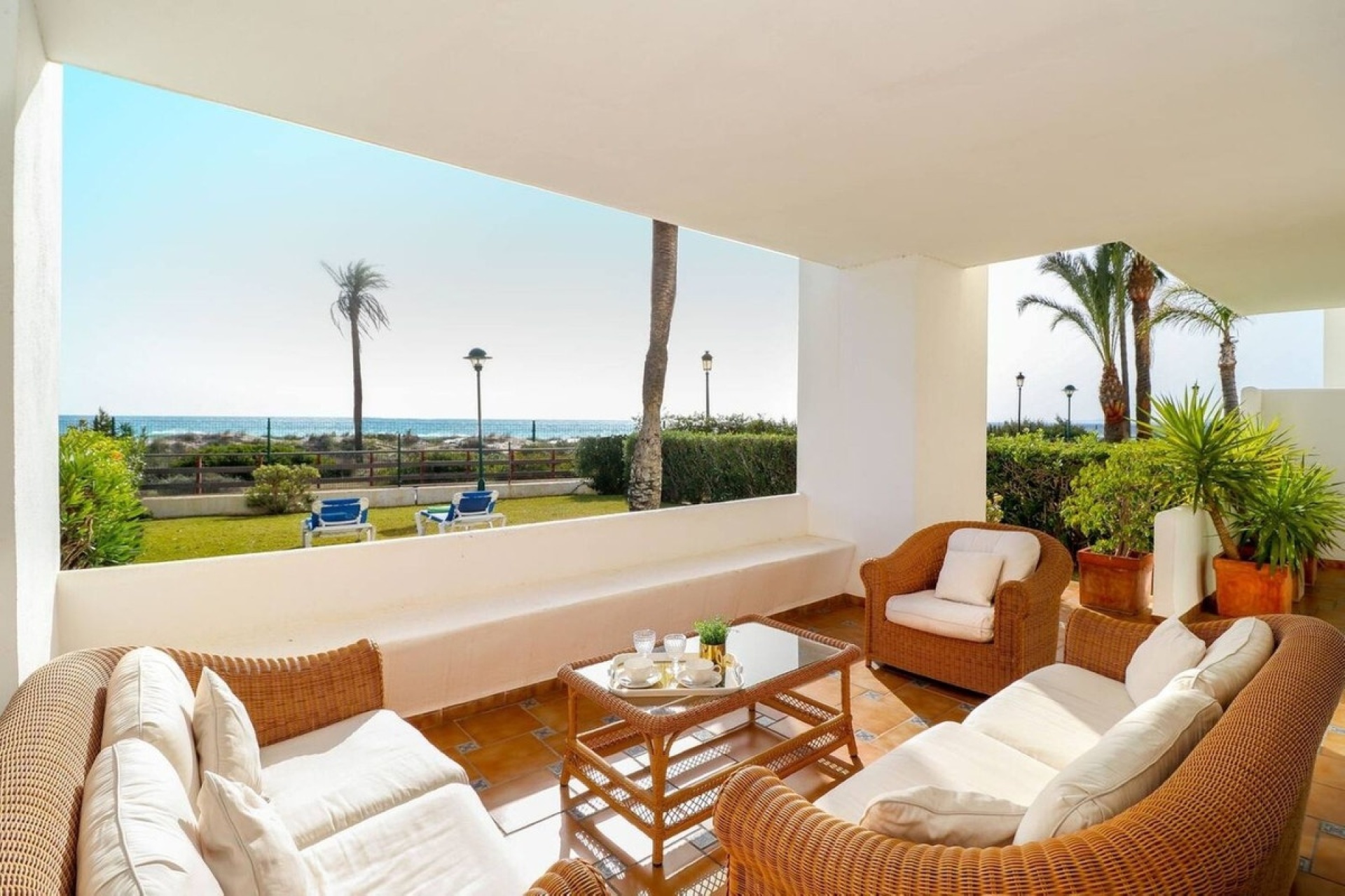 Resale - apartment - Marbella - Los Monteros
