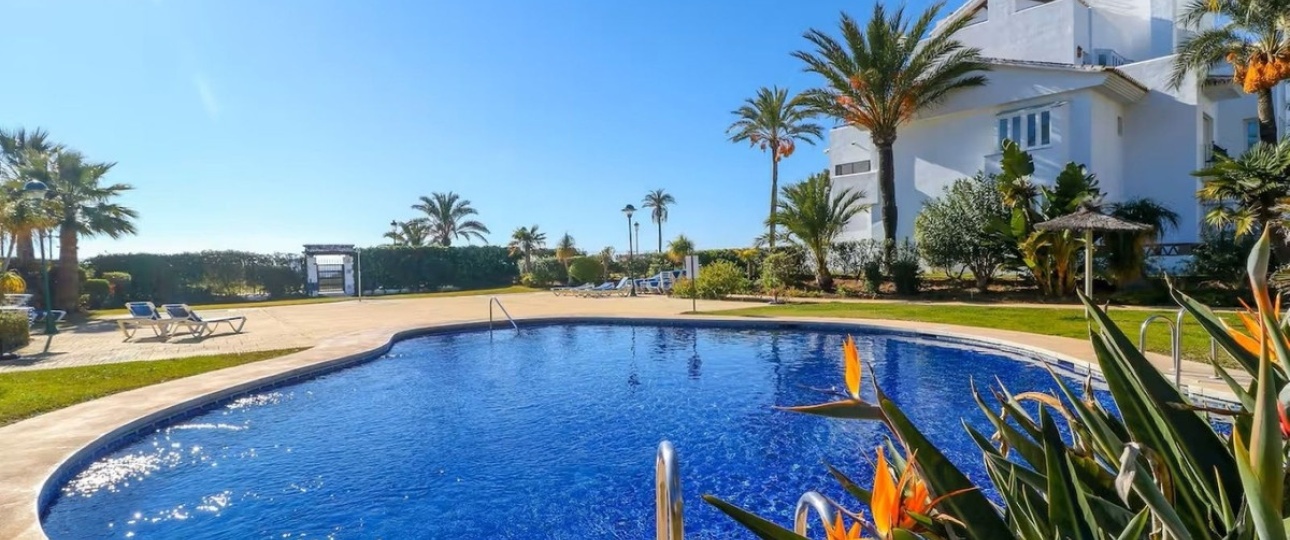 Resale - apartment - Marbella - Los Monteros