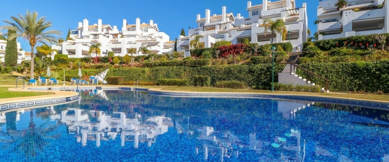 Resale - apartment - Marbella - Los Monteros