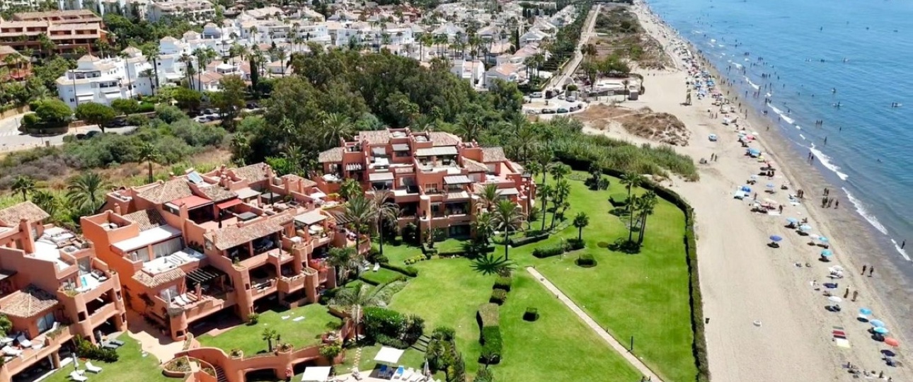 Resale - apartment - Marbella - Los Monteros