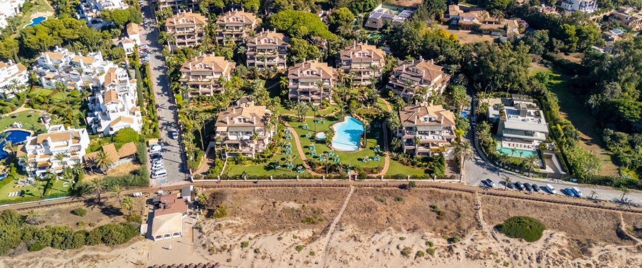 Resale - apartment - Marbella - Los Monteros