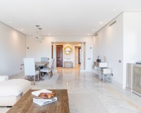 Resale - apartment - Marbella - Los Monteros