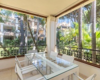 Resale - apartment - Marbella - Los Monteros