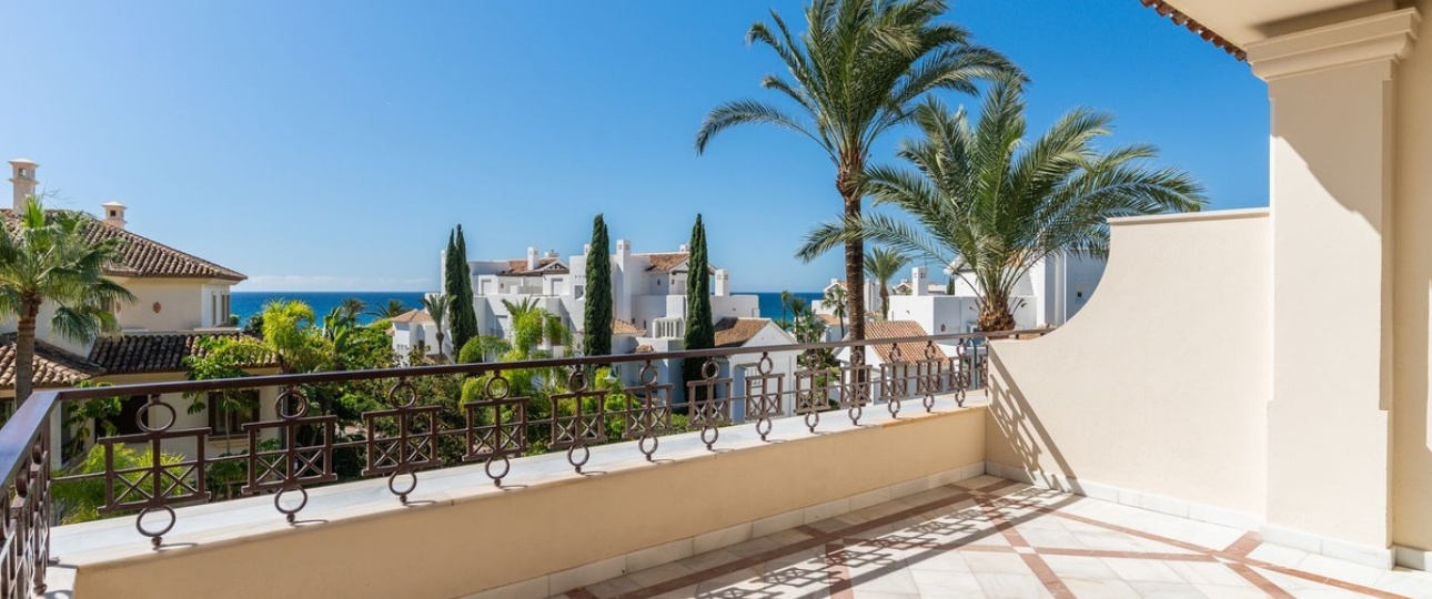 Resale - apartment - Marbella - Los Monteros