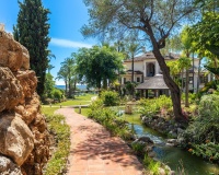 Resale - apartment - Marbella - Los Monteros