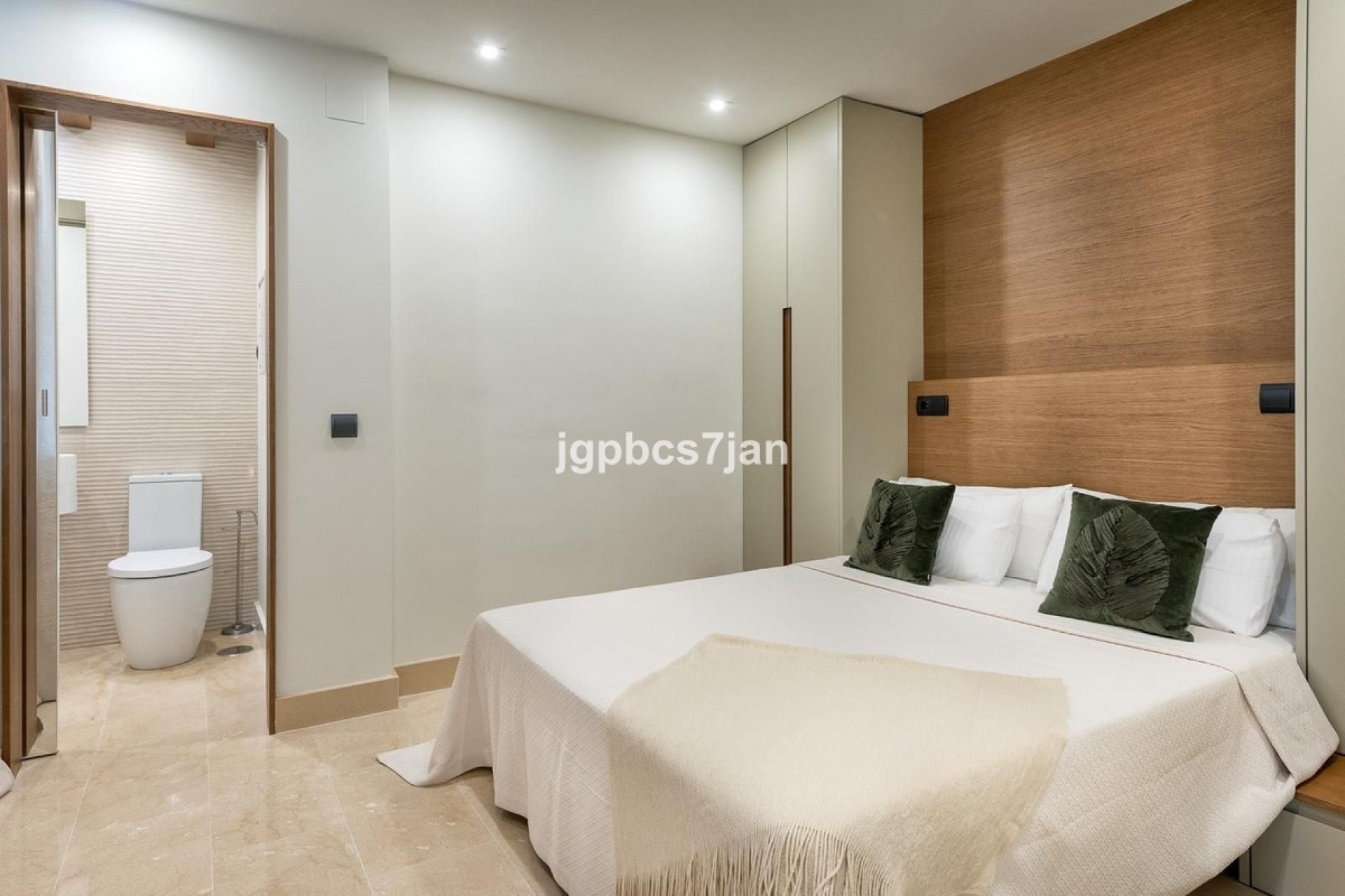 Resale - apartment - Marbella - Los Monteros