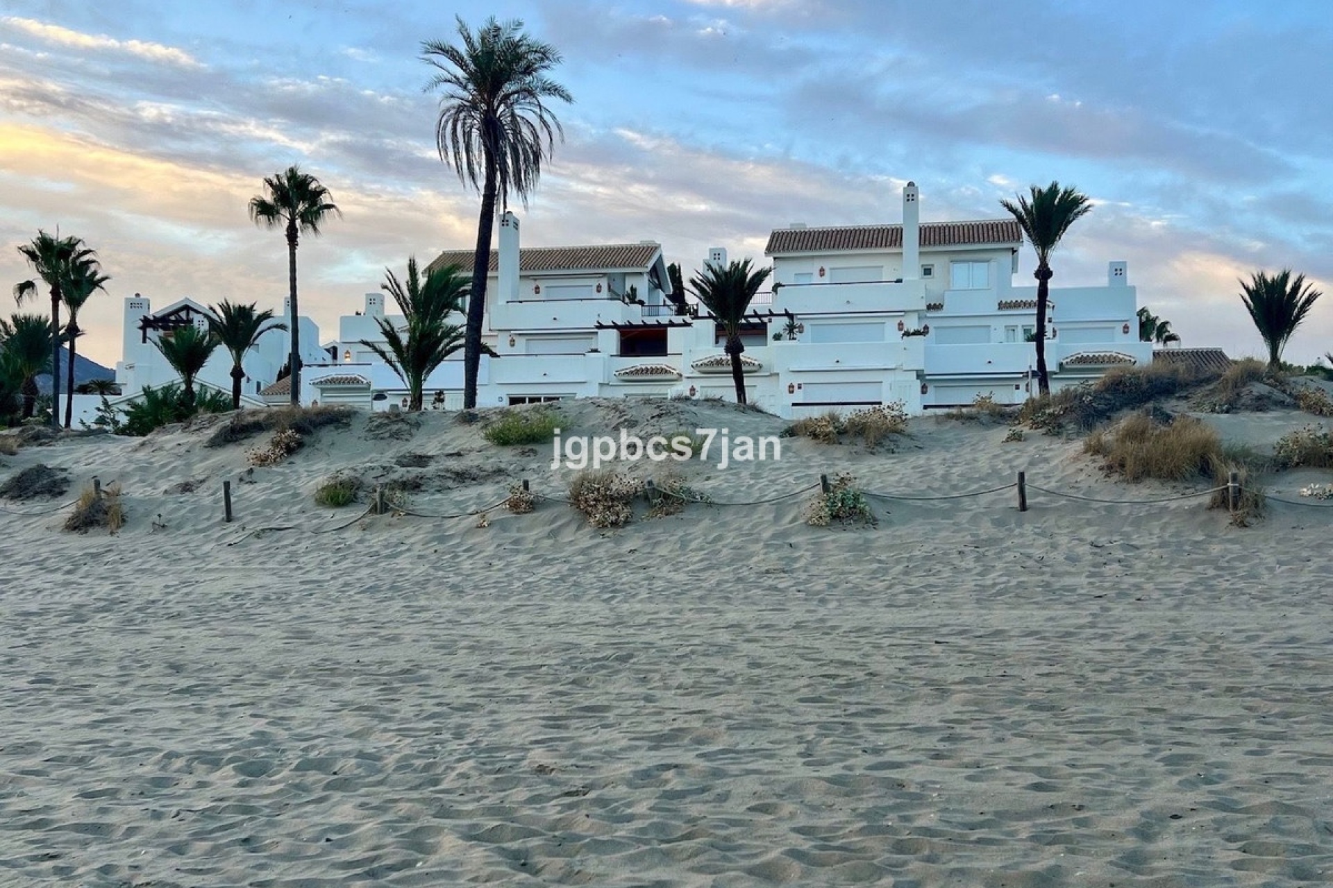 Resale - apartment - Marbella - Los Monteros