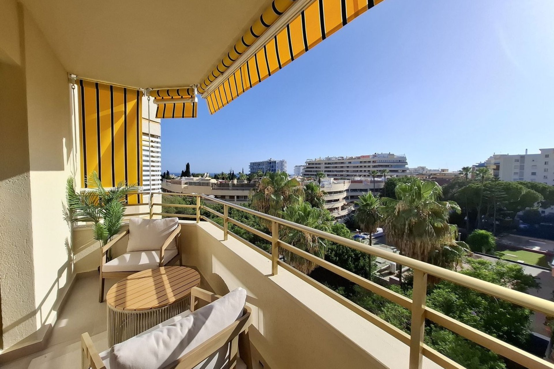Resale - apartment - Marbella - Marbella Centro