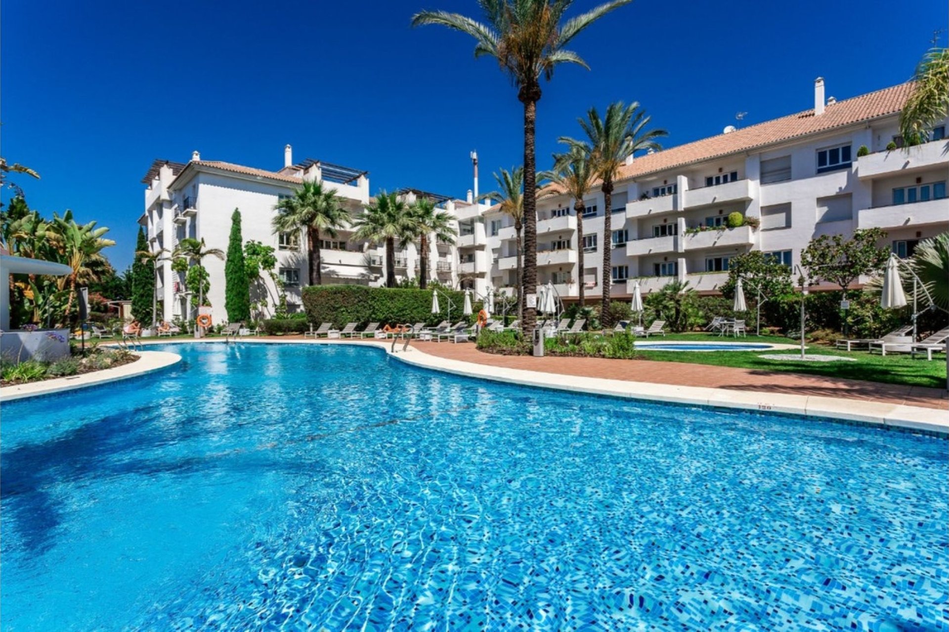 Resale - apartment - Marbella - Marbella Centro