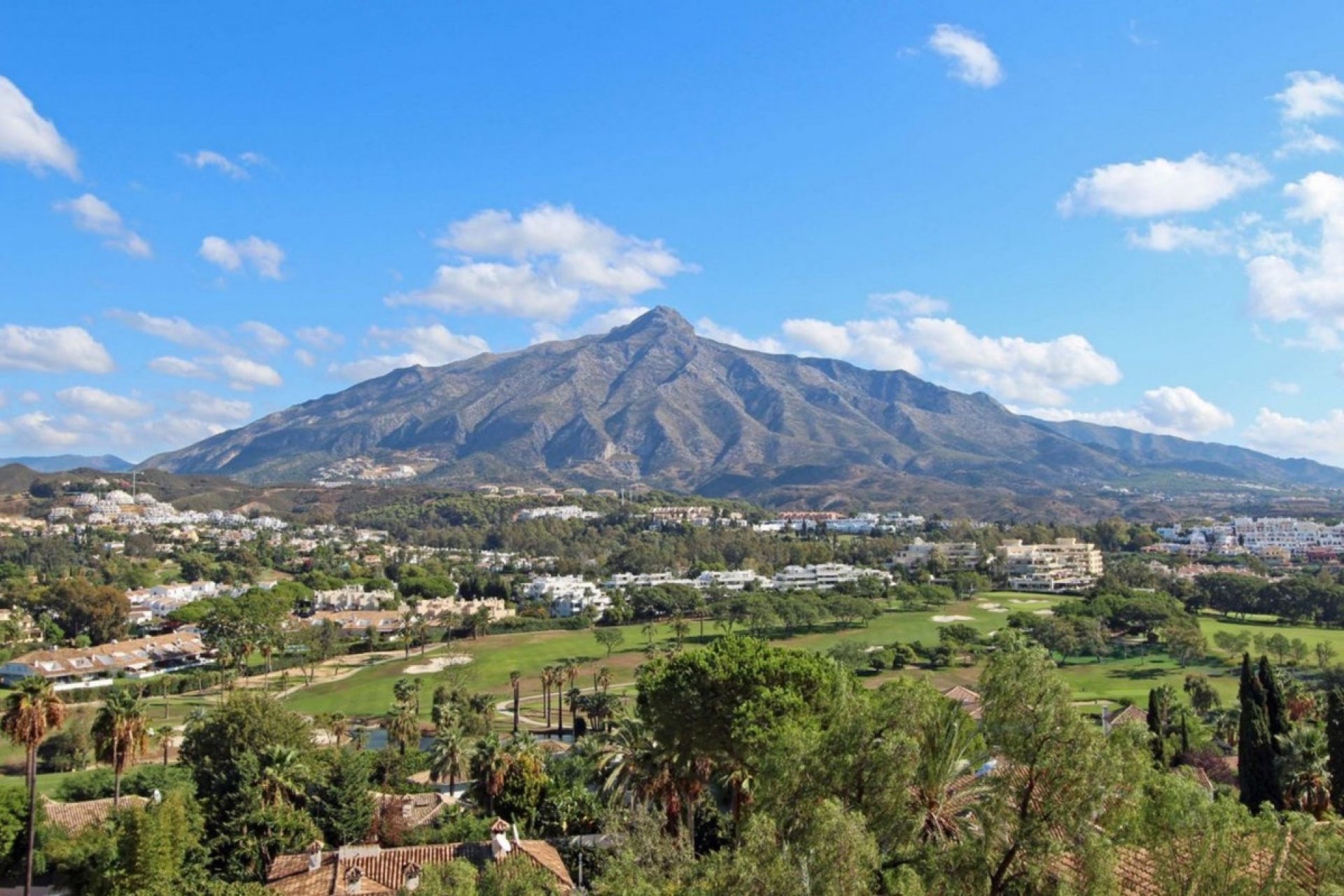 Resale - apartment - Marbella - Marbella Centro