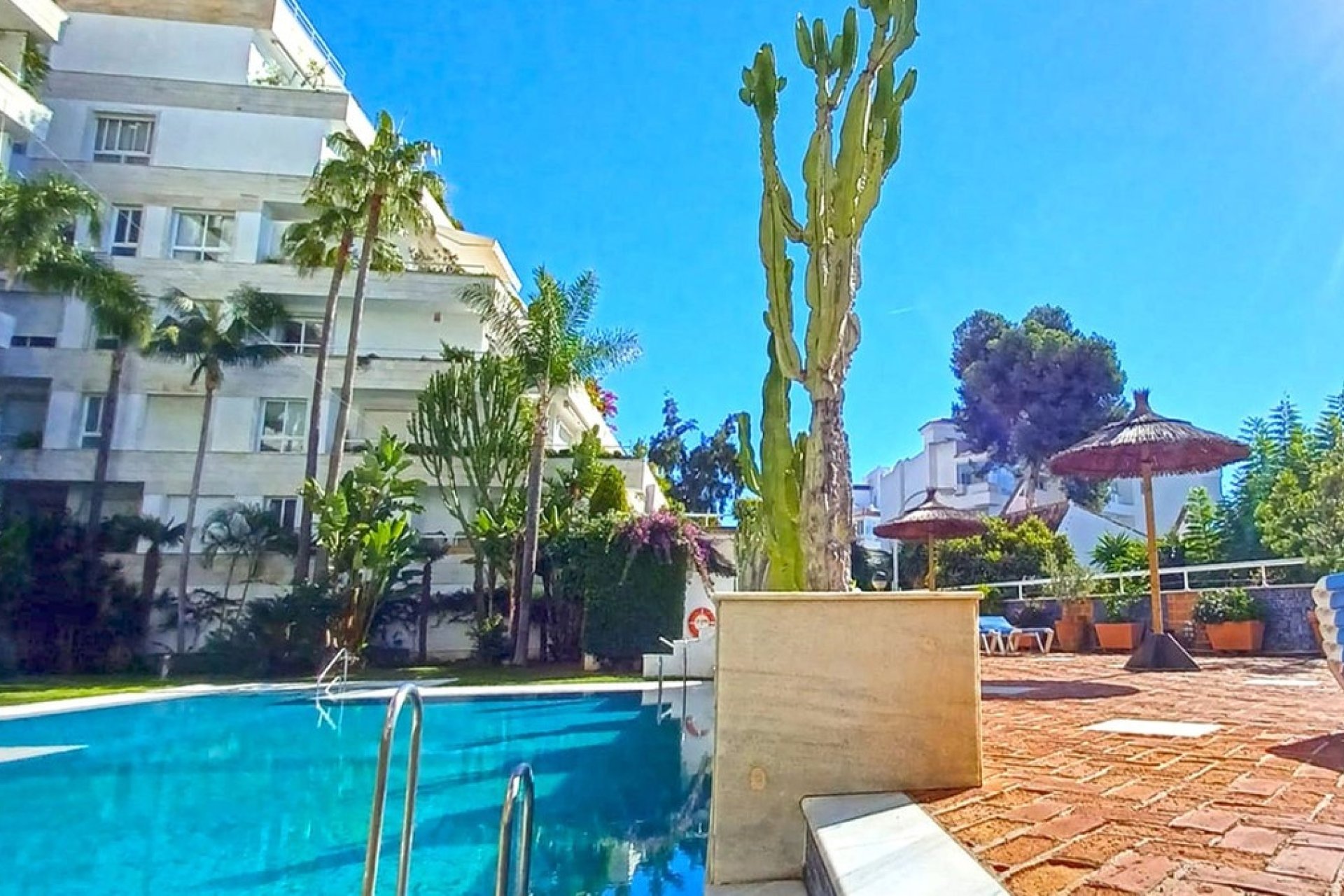 Resale - apartment - Marbella - Marbella Centro