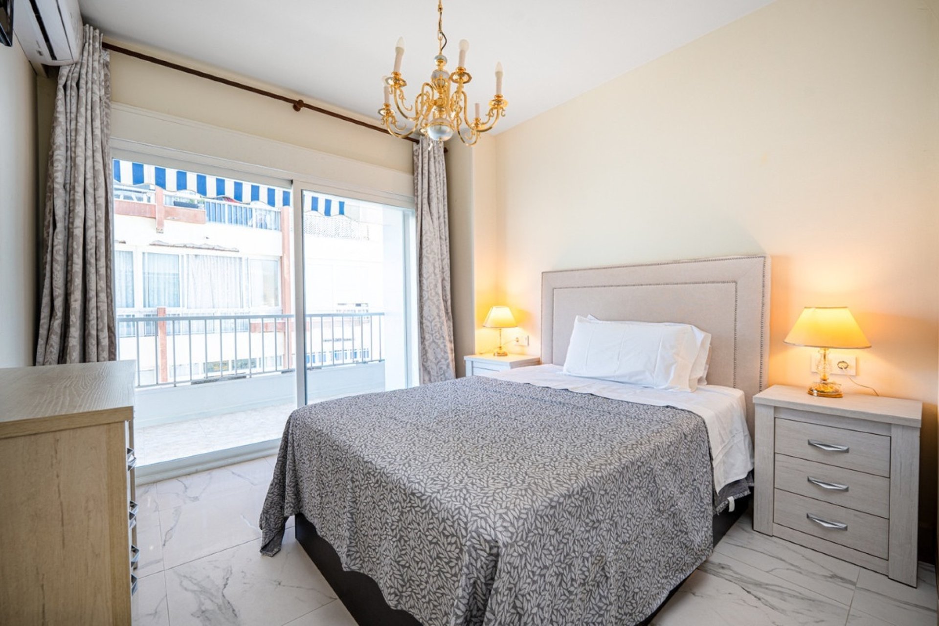 Resale - apartment - Marbella - Marbella Centro