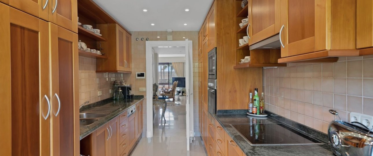 Resale - apartment - Marbella - Marbella Centro