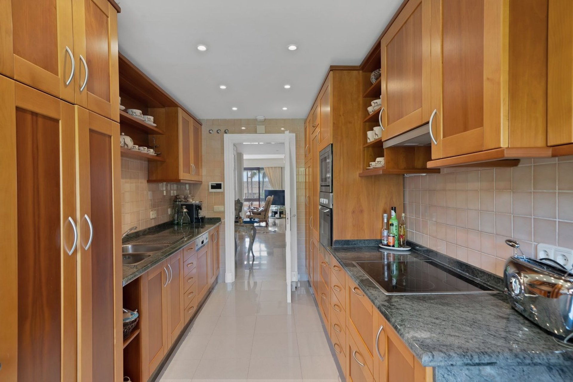 Resale - apartment - Marbella - Marbella Centro