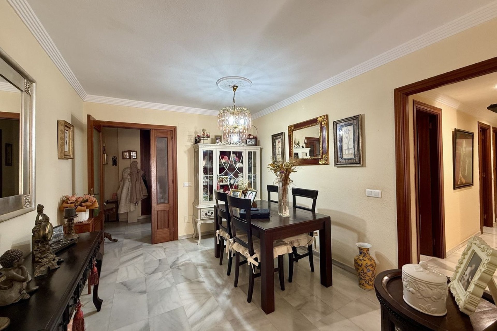Resale - apartment - Marbella - Marbella Centro