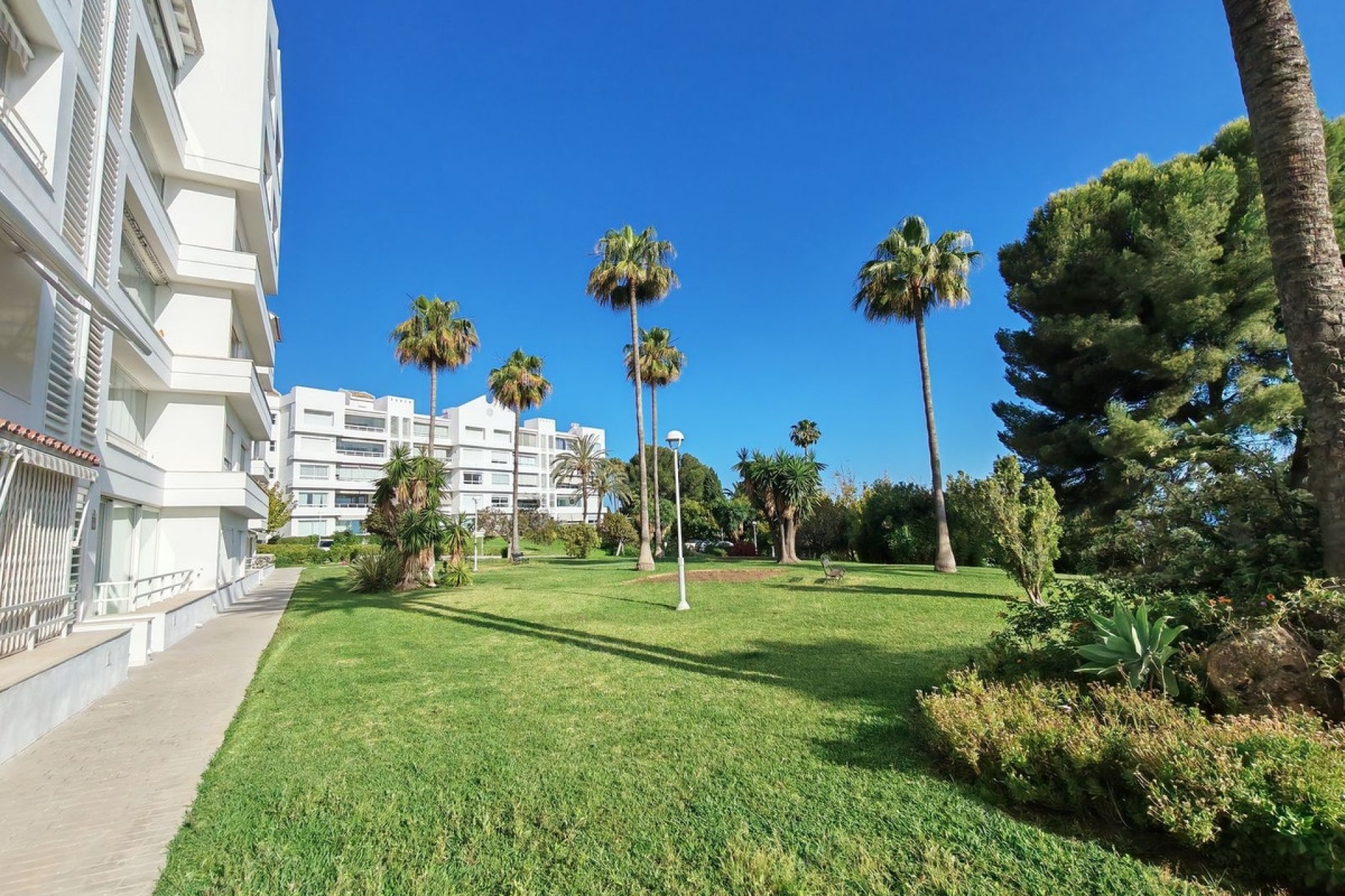 Resale - apartment - Marbella - Marbella Centro
