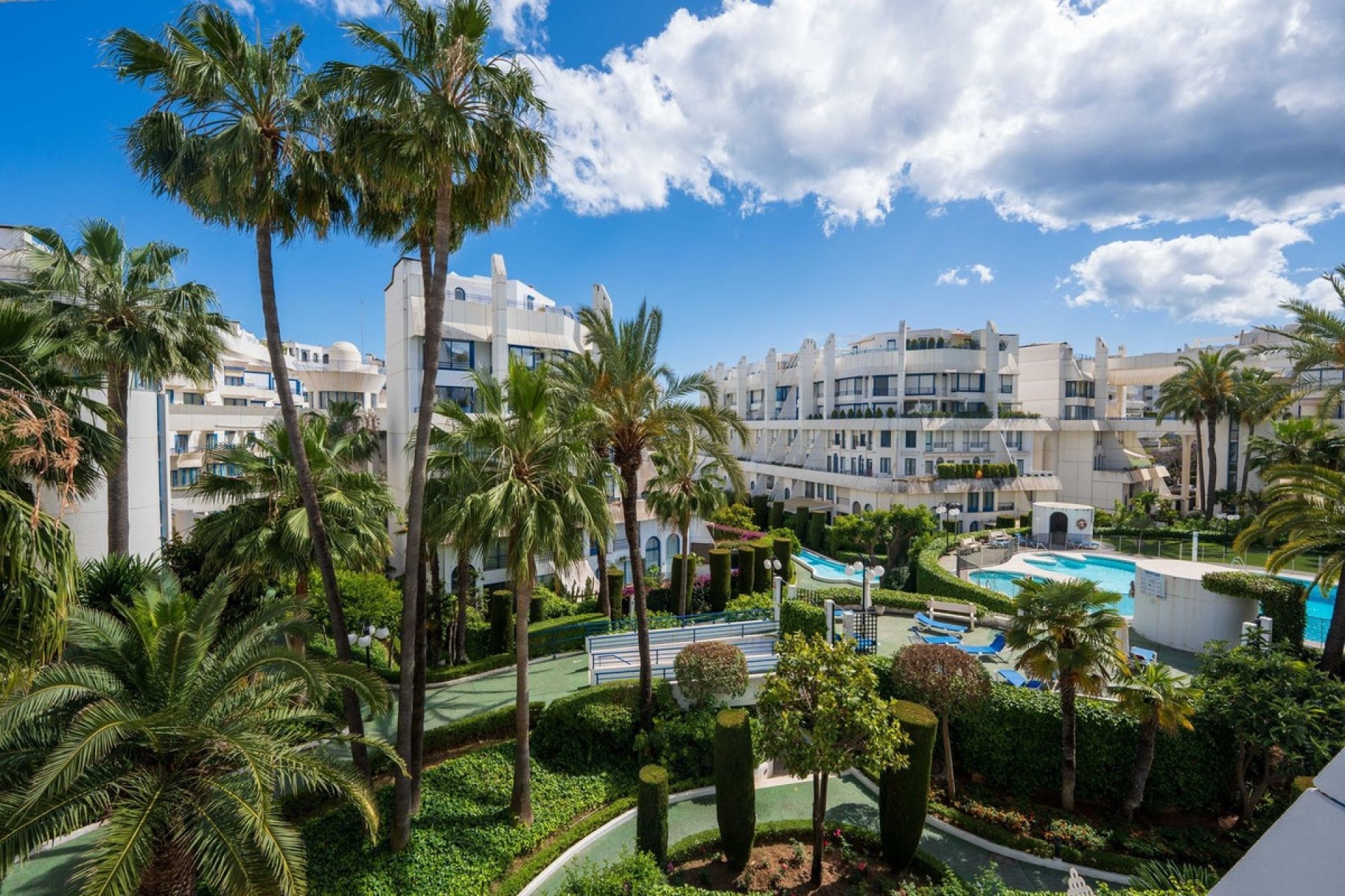 Resale - apartment - Marbella - Marbella Centro