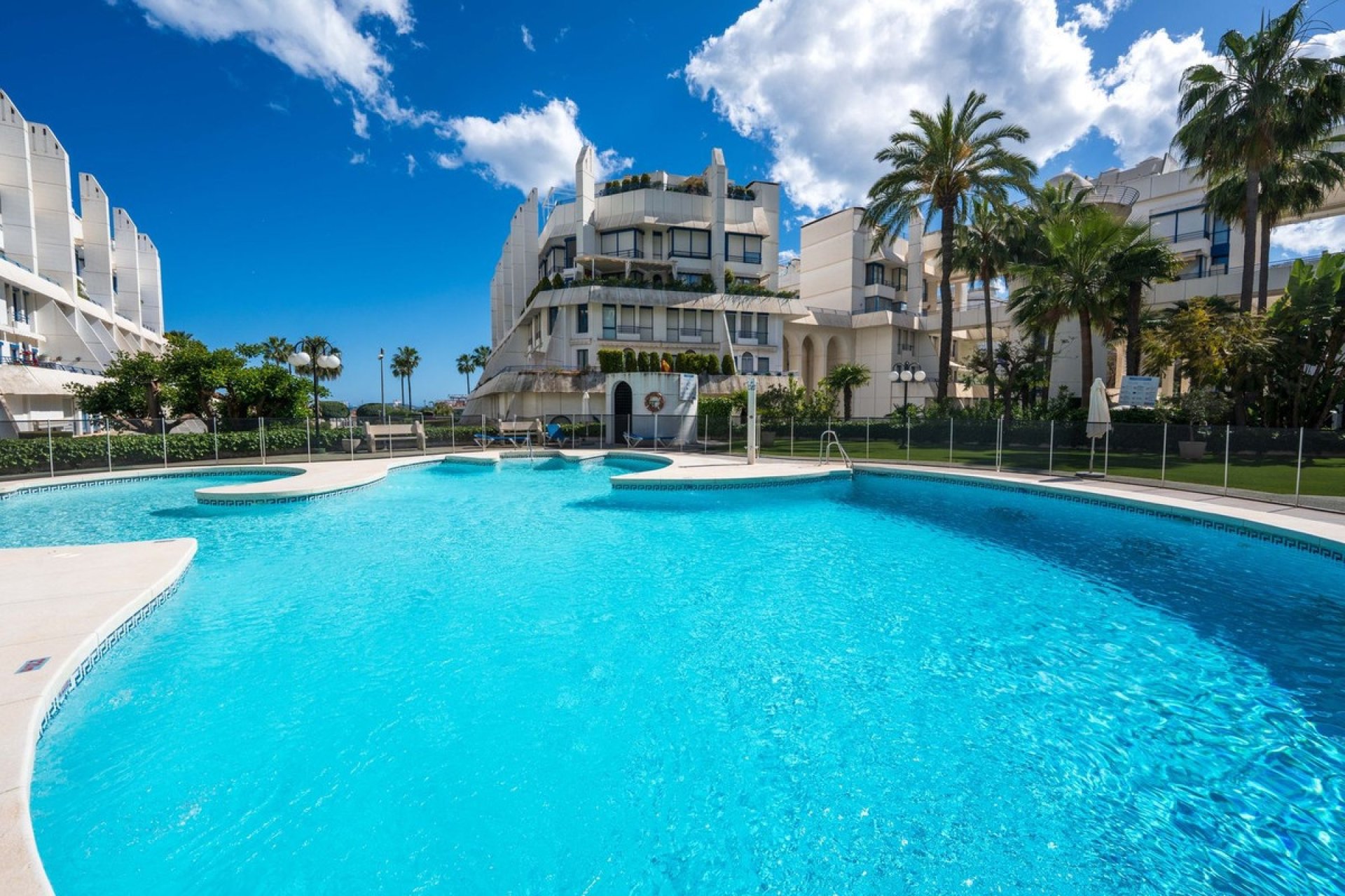Resale - apartment - Marbella - Marbella Centro