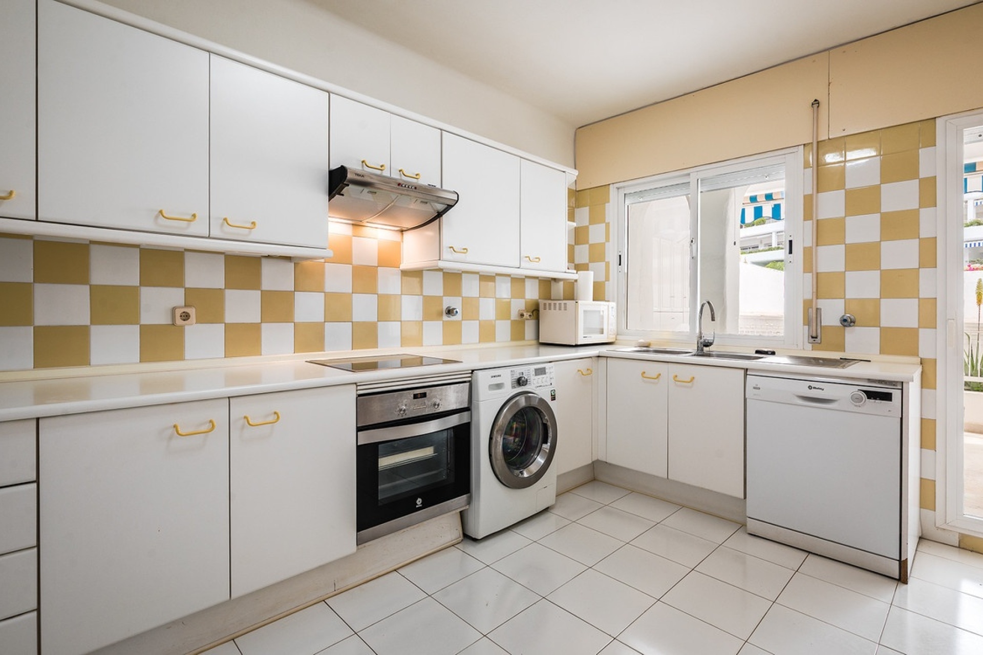 Resale - apartment - Marbella - Marbella Centro