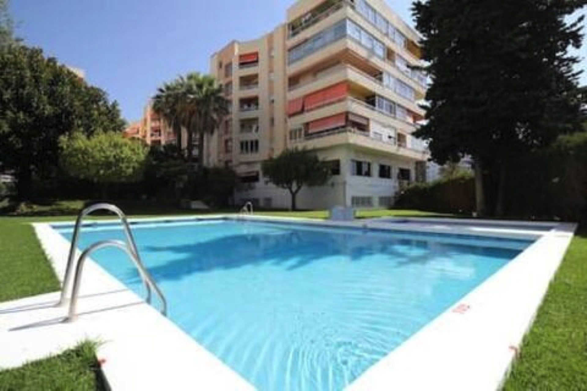 Resale - apartment - Marbella - Marbella Centro