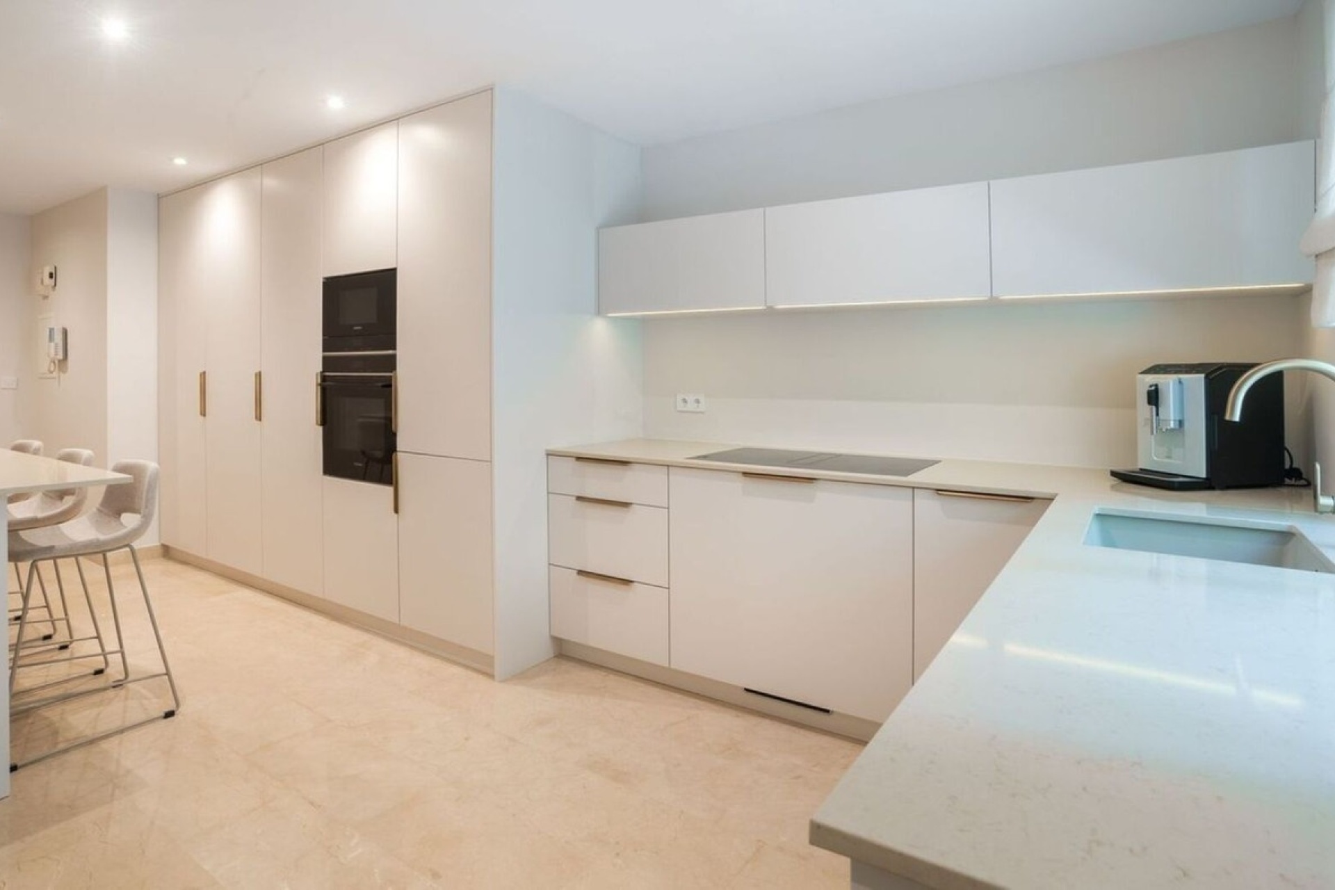 Resale - apartment - Marbella - Marbella Centro