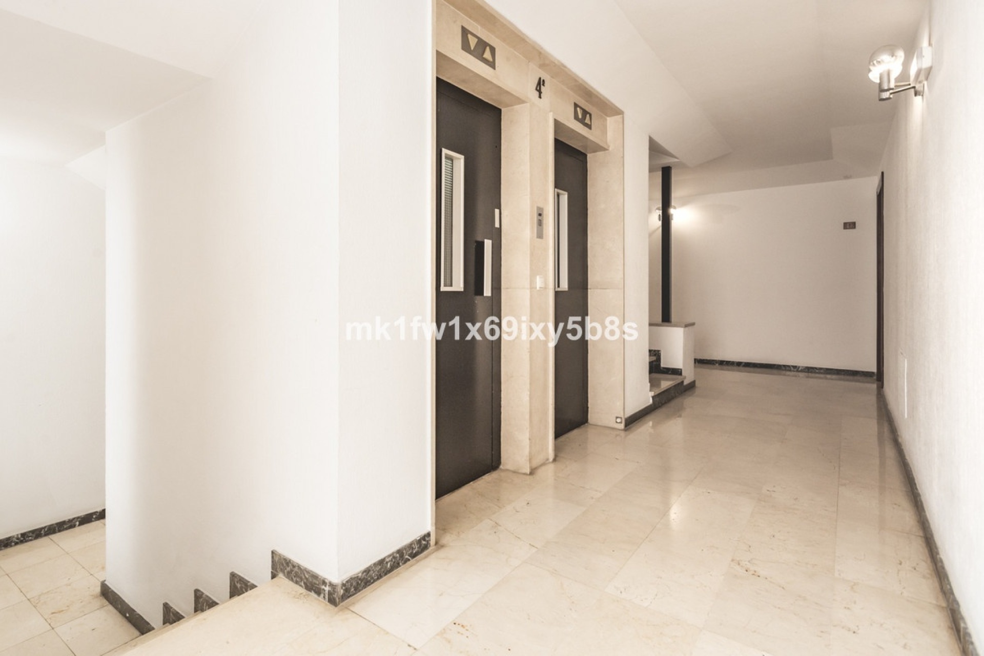 Resale - apartment - Marbella - Marbella Centro