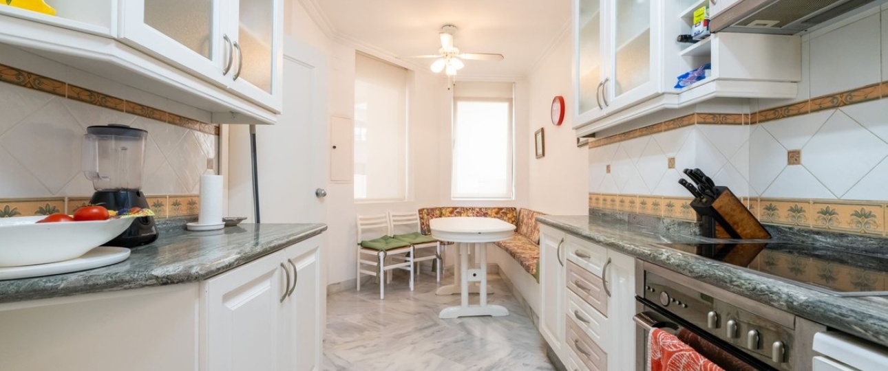 Resale - apartment - Marbella - Marbella Centro