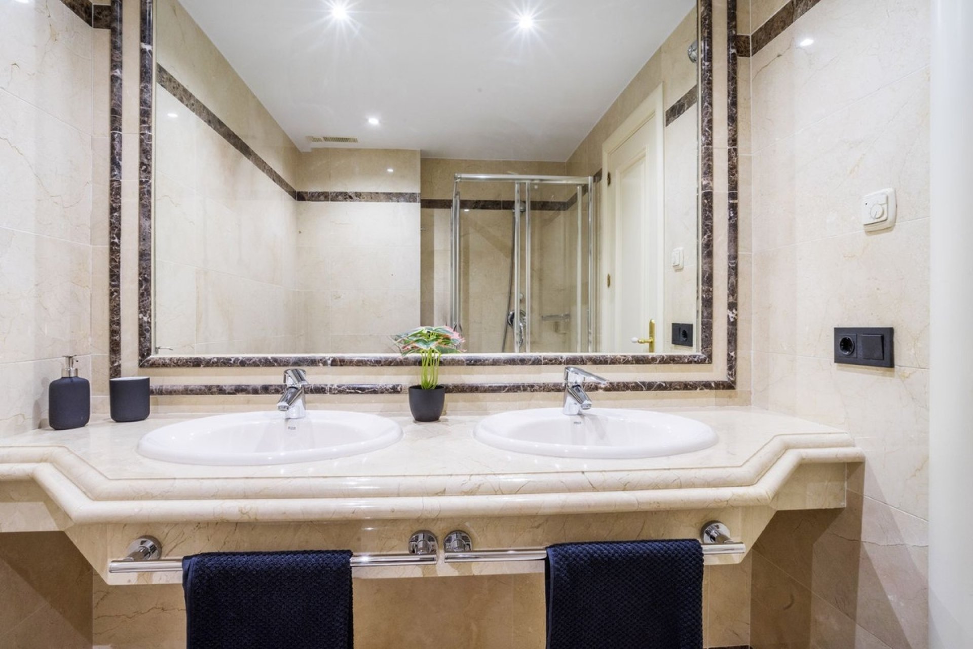 Resale - apartment - Marbella - Marbella Centro