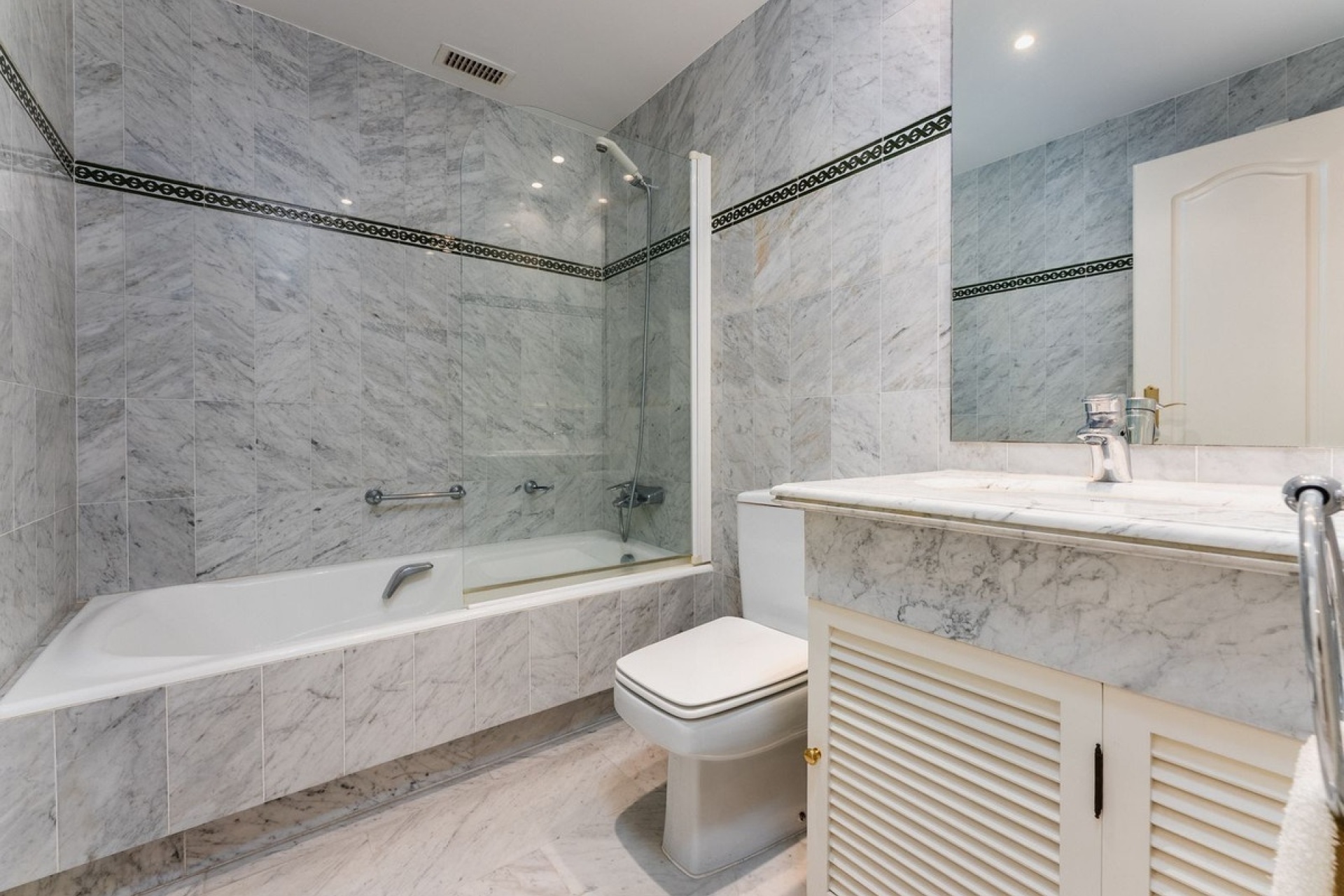 Resale - apartment - Marbella - Marbella Centro