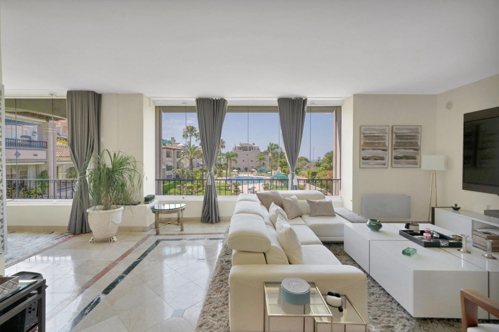 Resale - apartment - Marbella - Marbella Centro