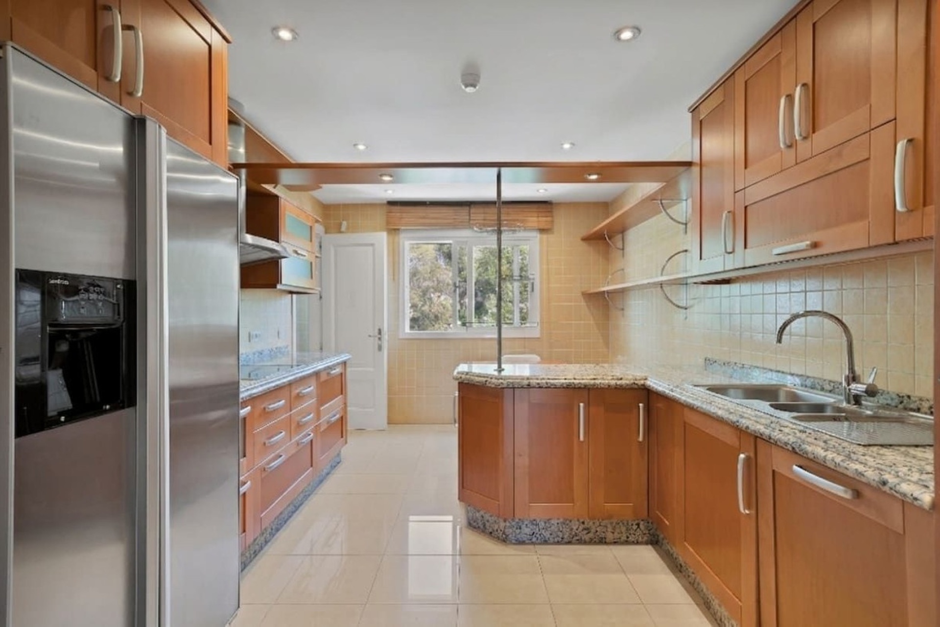 Resale - apartment - Marbella - Marbella Centro