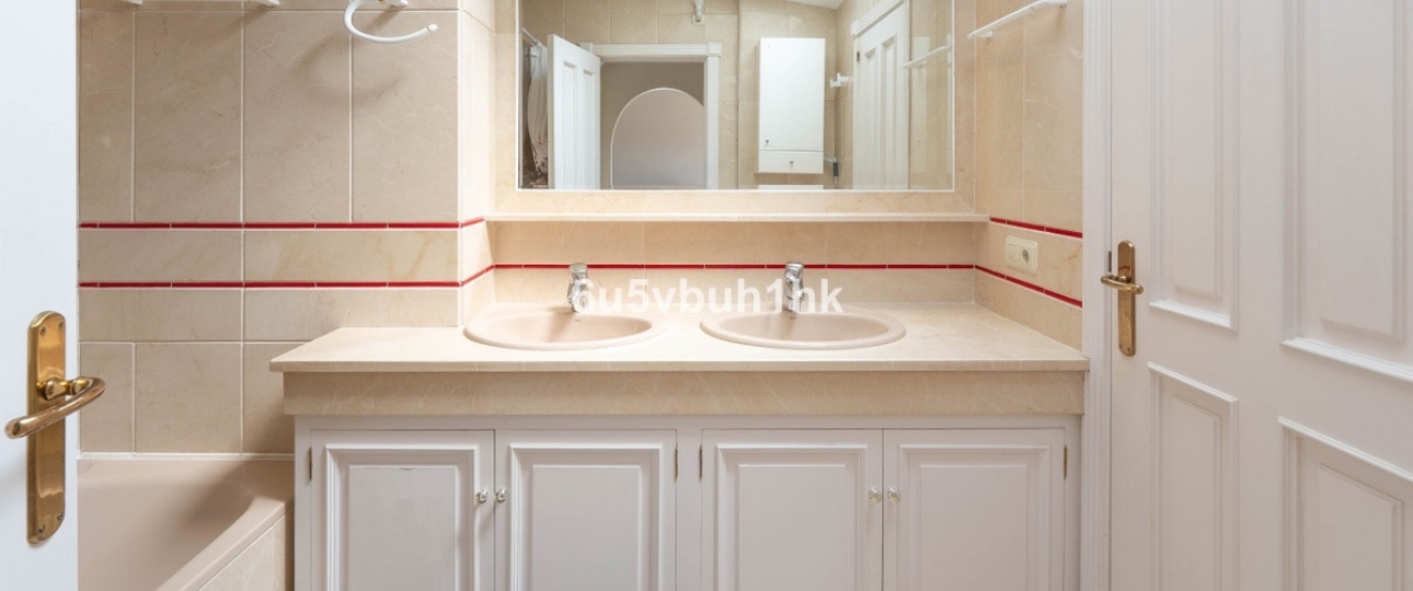 Resale - apartment - Marbella - Marbella Centro