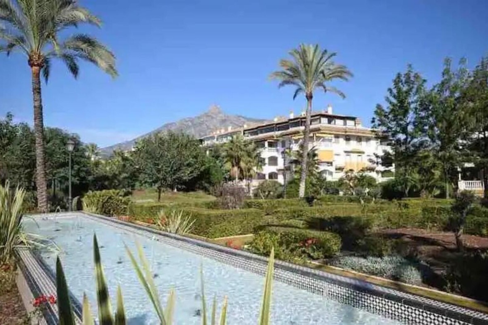 Resale - apartment - Marbella - Marbella Centro